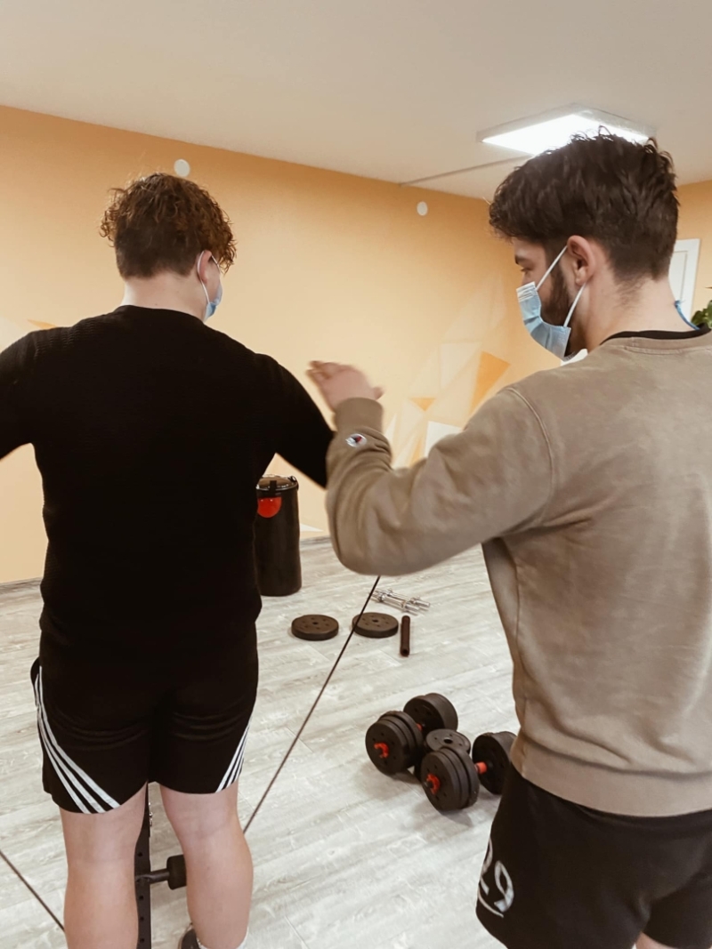 jaunieši sporto