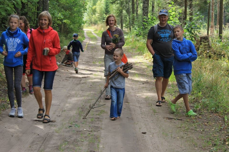 Noslēdzies projekts „Minies globāli”